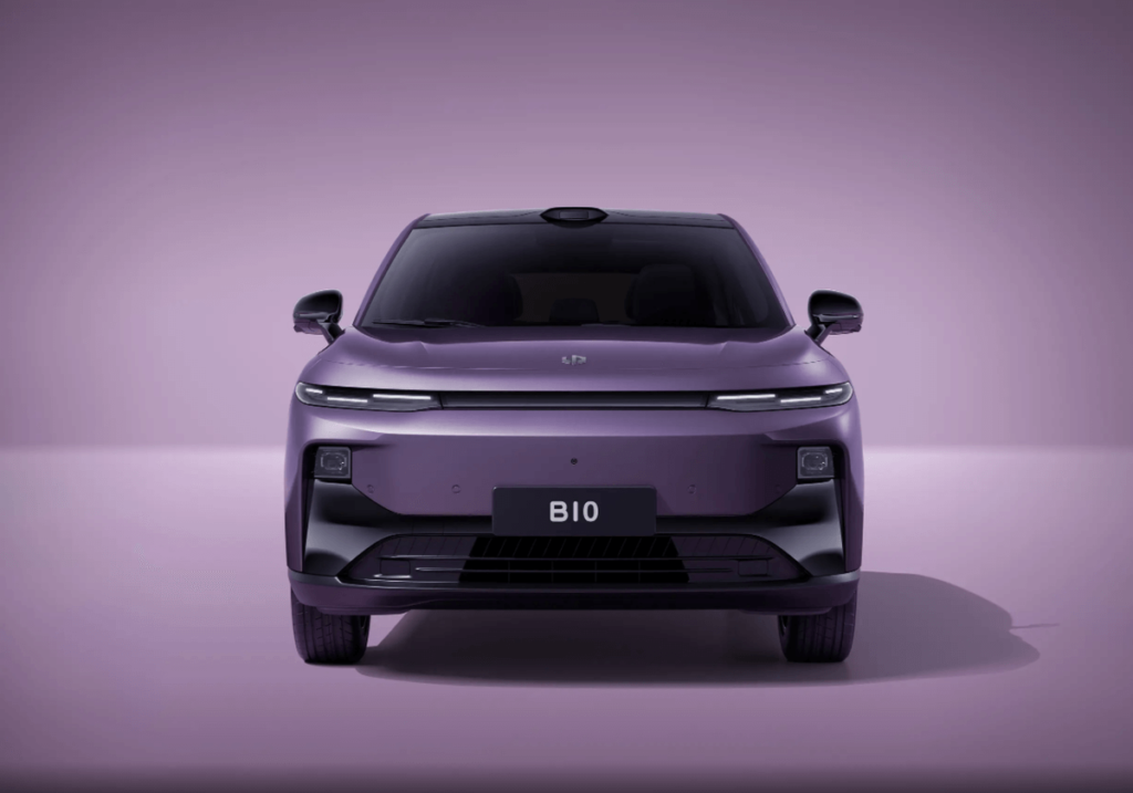 7 SUVs for 2025: Leapmotor B10 front